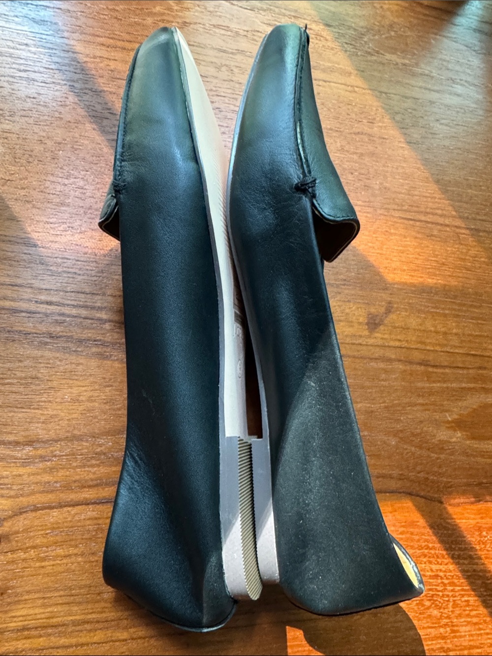 J. Crew Edie Leather Loafers Point Toe Flats in Black G1812 | Size 8 - Picture 4 of 5
